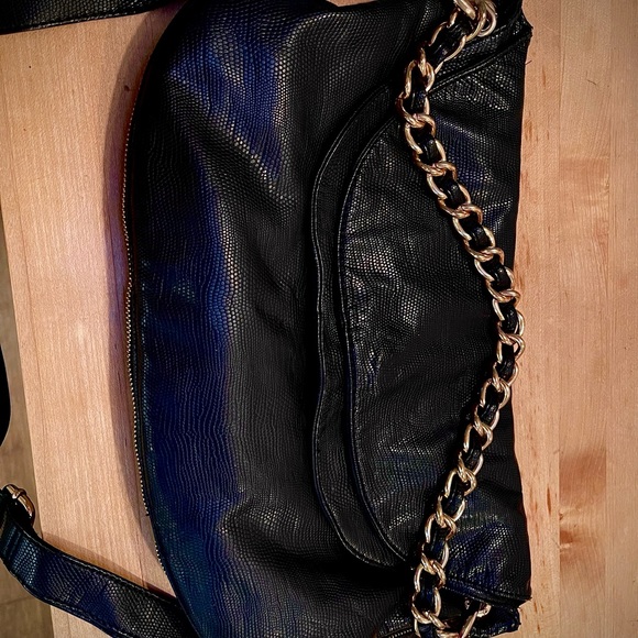 DKNY Black Leather Flap large crossbody bag - Picture 2 of 12